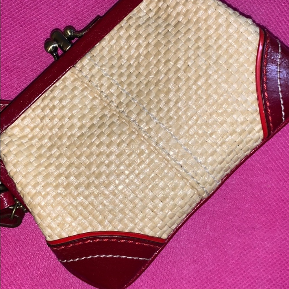 Coach wallet/wristlet with coin & credit card slot - Picture 2 of 8